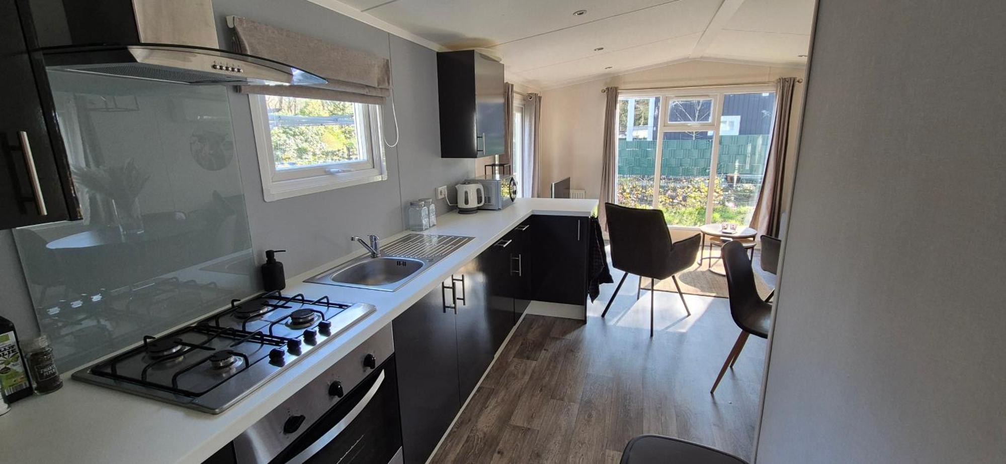 Het Veluwse Boshuisje Knus Chalet Met Omheinde Tuin Op De Veluwe Hoenderloo Bagian luar foto