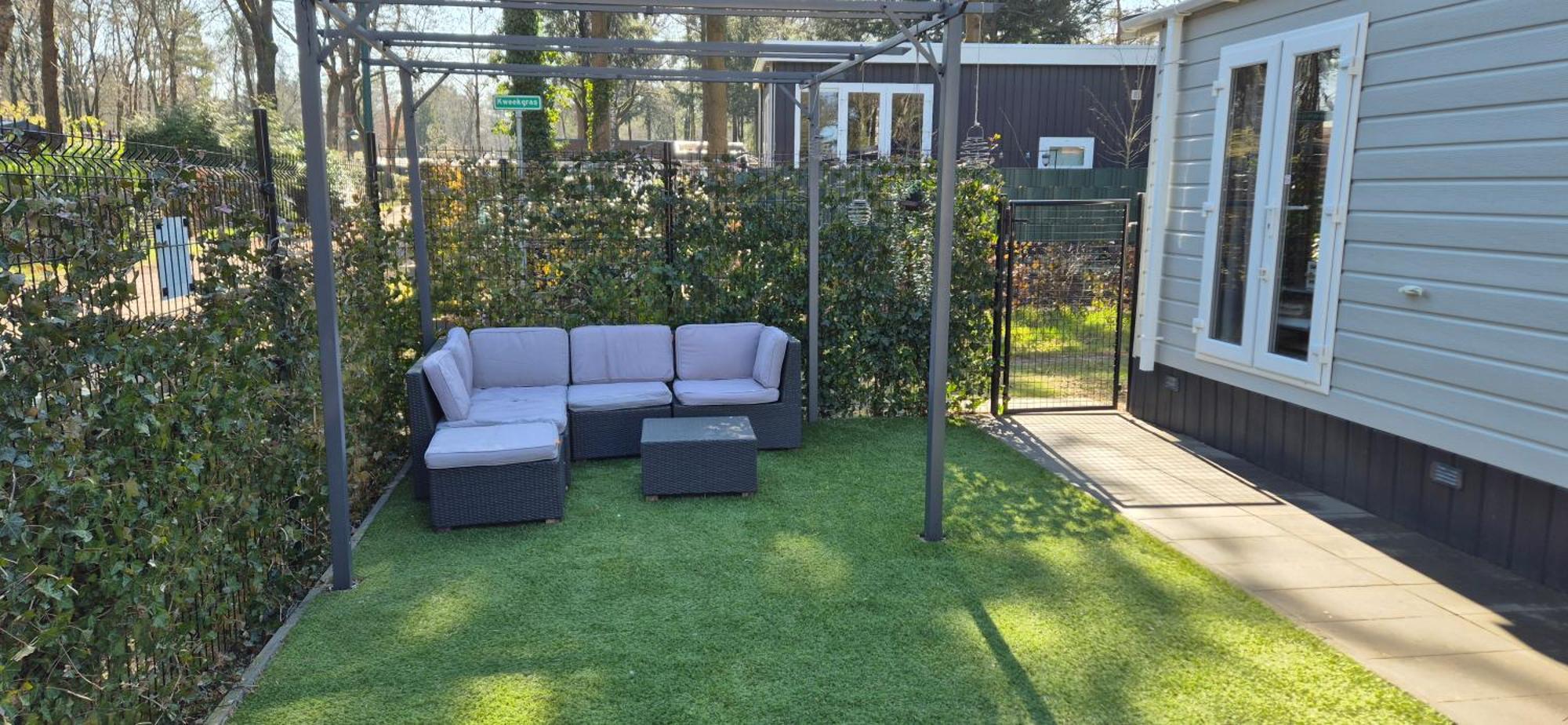 Het Veluwse Boshuisje Knus Chalet Met Omheinde Tuin Op De Veluwe Hoenderloo Bagian luar foto