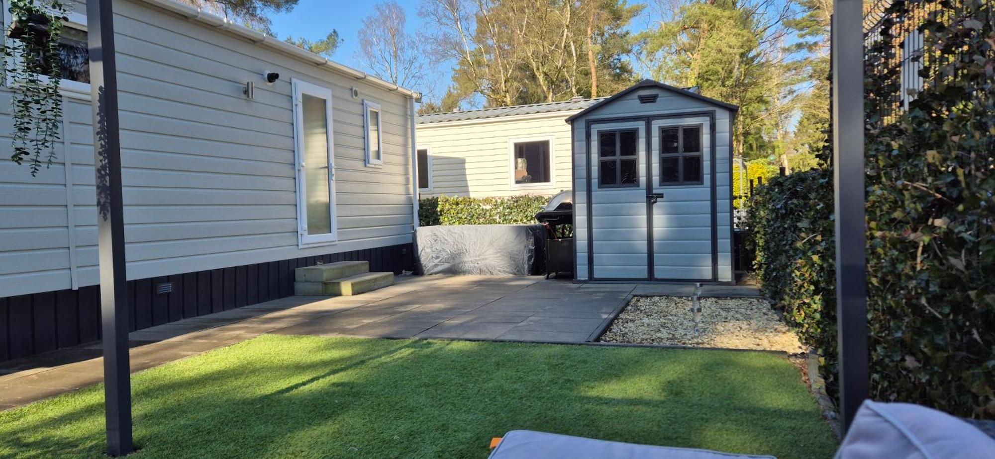 Het Veluwse Boshuisje Knus Chalet Met Omheinde Tuin Op De Veluwe Hoenderloo Bagian luar foto